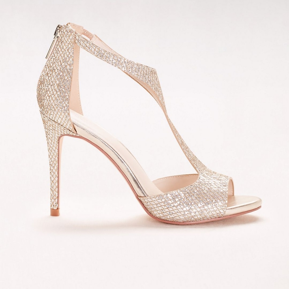 Glitter


Heel measures approximately 4 i
